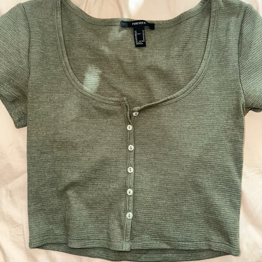 Forever 21 Sage Green Short Sleeve Button-Up Tee